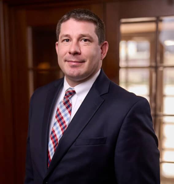 DanDeLalla-headshot-2