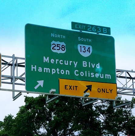 exit-sign-from-i-64